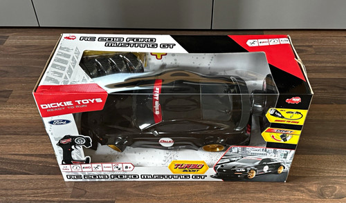 Dickie toys ford - rc,